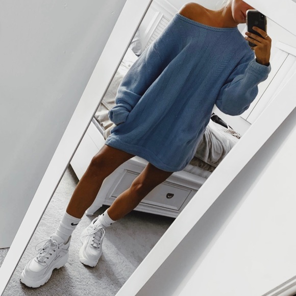 Urban Outfitters Sweaters - Baby blue sweater